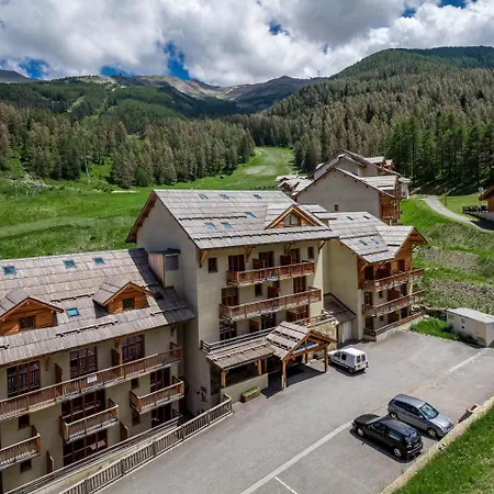 Aparthotel Sunweb Les Balcons De Bois Mean Les Orres